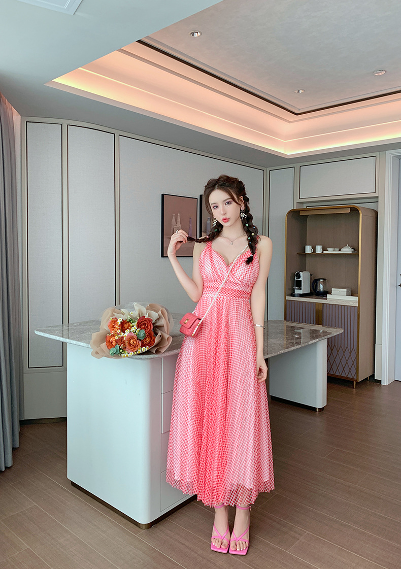 Váy maxi cổ chữ V chấm bi lưới xếp ly cạp cao tay địu — Màu đỏ chi tiết 8