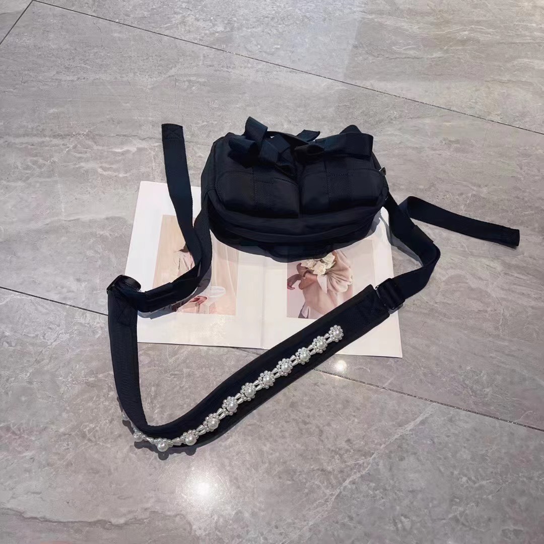 2023 Herbst Neue Casual Trendy Cool Süße Jubilee Würzig Mädchen Perle Bogen Einzigen Kreuz Schulter Tasche Multi Tasche Weibliche_voghion.com