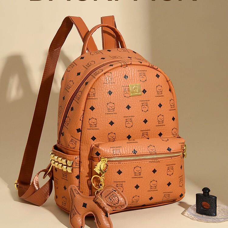 Ur Birthday Gift Cute Bear Commuter Backpack 2025 New Trendy Female College Student Backpack Large Capacity School Bag