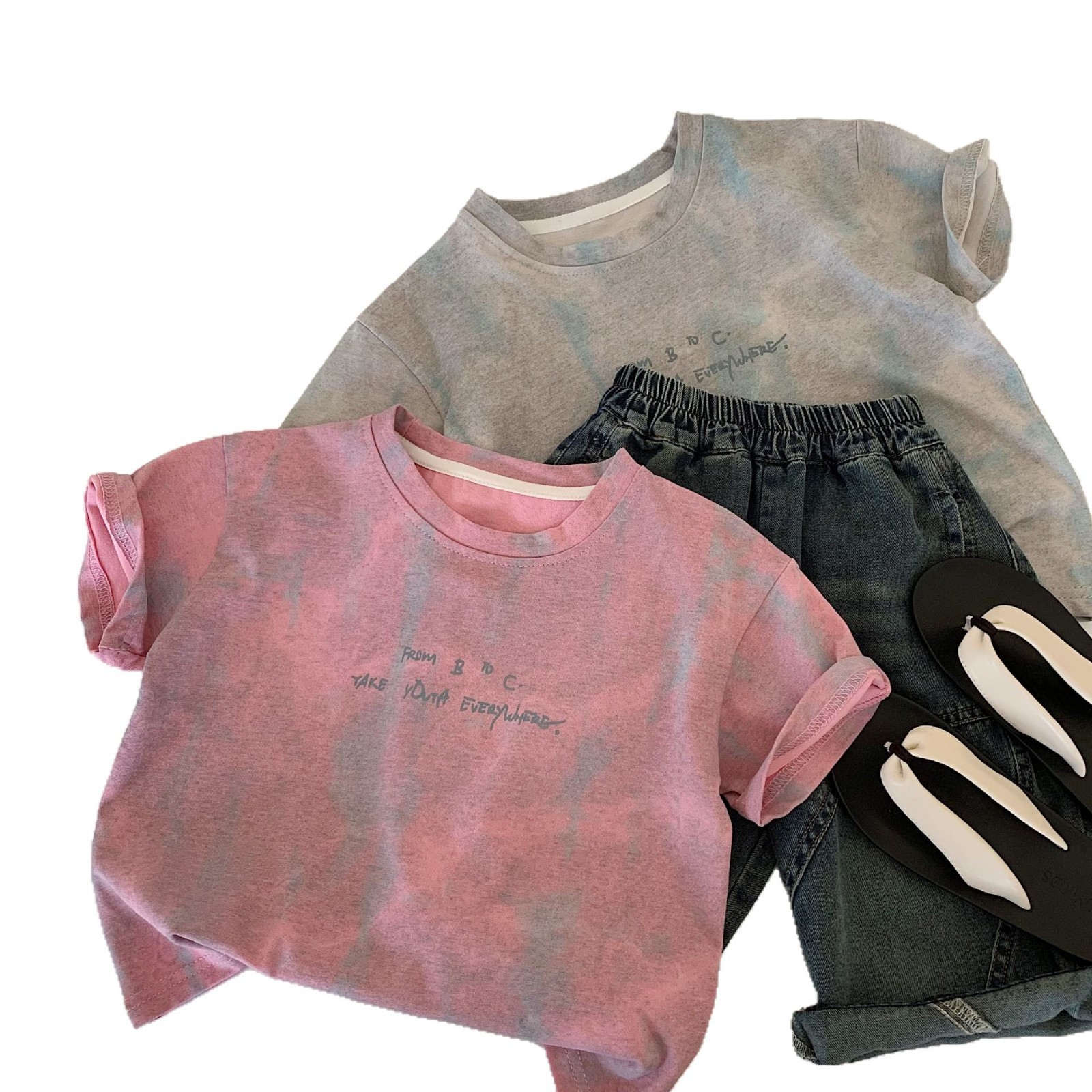 Camiseta de manga corta para niños Maibao 2025 nueva ropa de verano para niños, tops para niños, camisa de fondo para niños, tendencia al por mayor