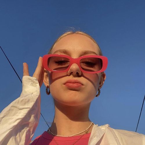 Retro Rectangle Sunglasses for Men and Women, Classic Style, Fashion Sunglasses, Protective, Cool and Stylish Square Frame