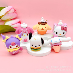 新型アニメのサンリオ家族のおやつシリーズのキーホルダーの柔らかいゴムのかわいい自動車のかばんの装飾の公仔の贈り物