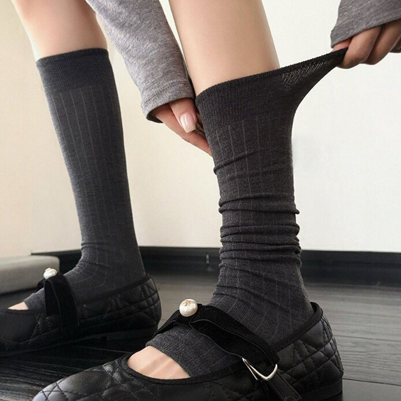 Spring and Summer Grey Foot Stomping Socks Set Vertical Stripes MIU Stacked Calf Stacked Socks Set Solid Color Calf Socks Ballet Style Spring and Summer Grey Foot Stomping Socks Set Vertical Stripes MIU Stacked Calf Stacked Socks Set Solid Color Calf Socks Ballet Style
