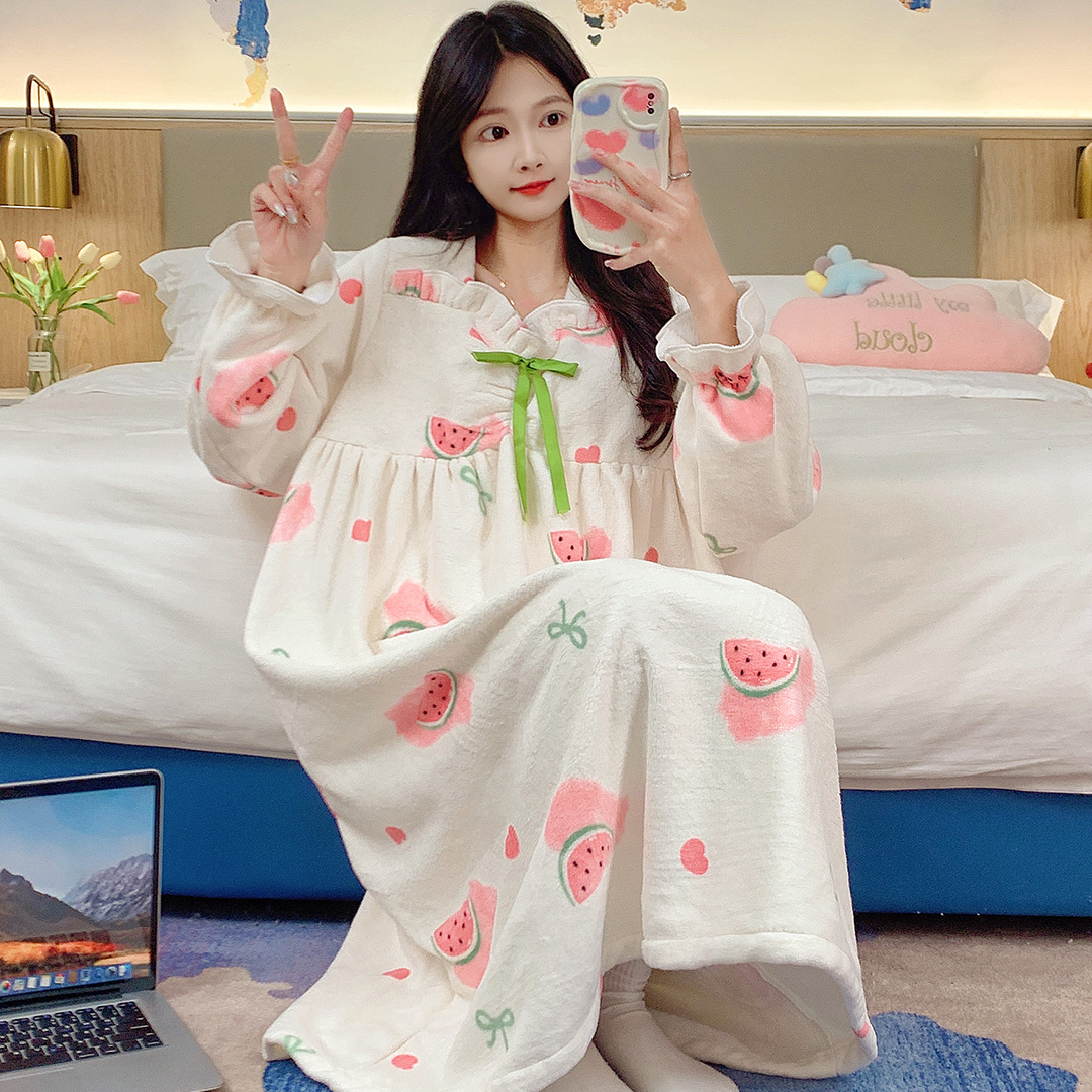 2024 pijamas de invierno gruesos de franela calentamiento vestido de pijama de arco de mujer vestido de pijama dulce lindo ropa para el hogar