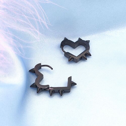 New product recommendation: Stainless steel love rivet earrings, Internet celebrity hot girl style, pointed cone peach heart-shaped ear bone ring earrings