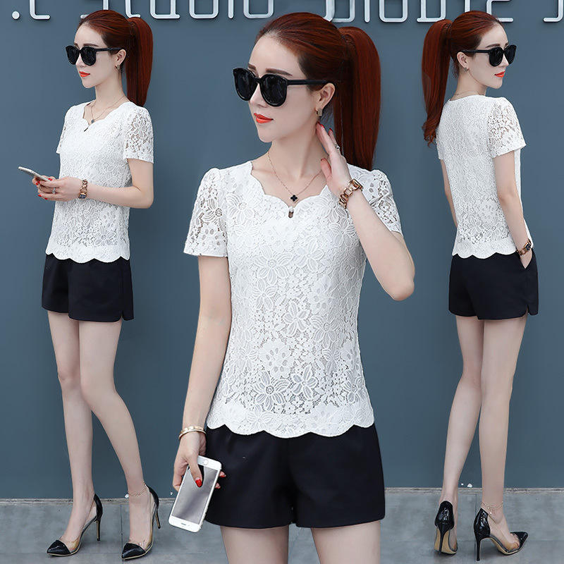 Short-Sleeved Lace Shirt for Women, 2026 Summer New Style, Stylish Top That Covers the Belly, Super Slimming Lace Base Shirt, Trendy