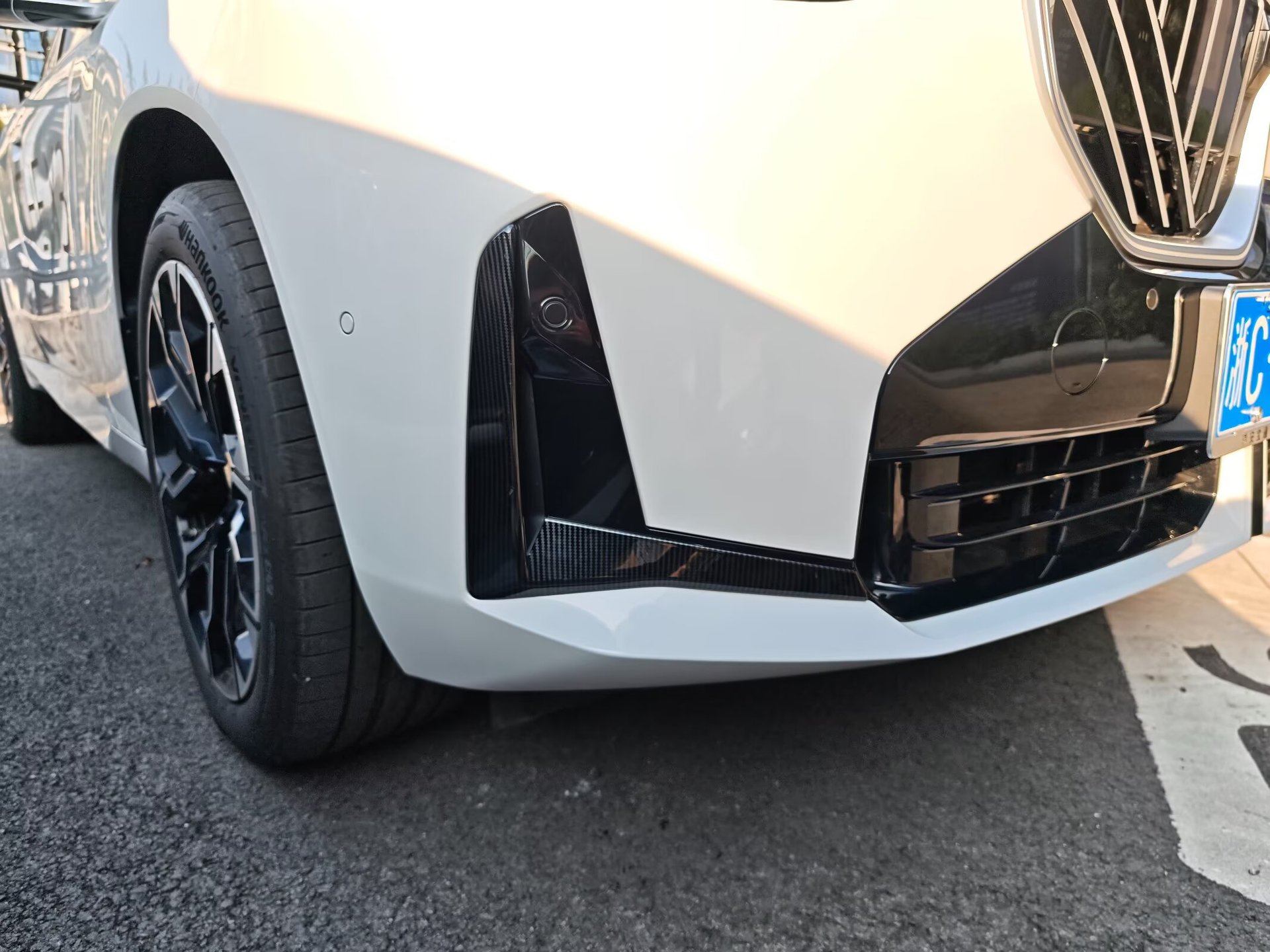 Suitable for 25 Bmw X3 Reversing Mirrors, Fuel Tank Caps, Handles, Door Bowls, Rain Eyebrows, Wind Knives, Grids, Bright Black