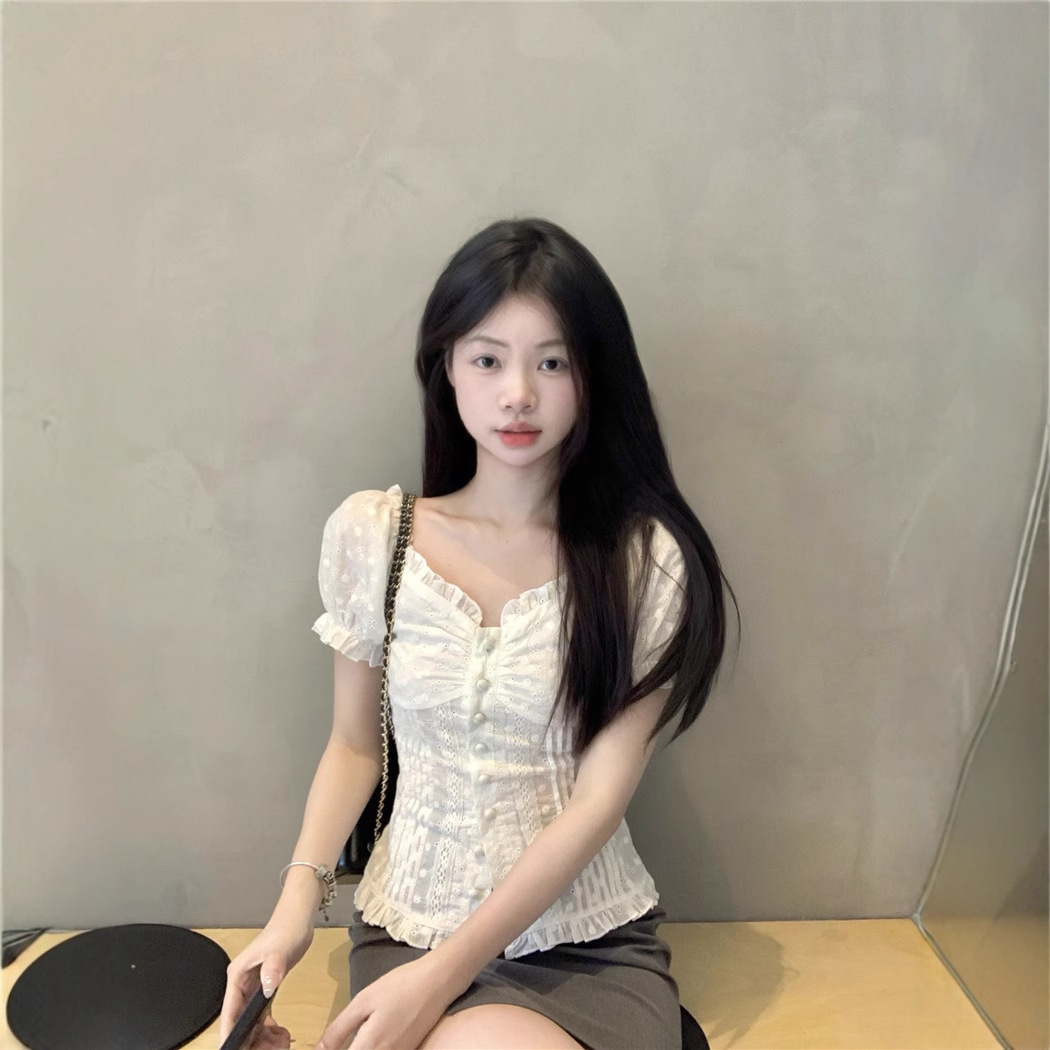 韩版百搭镂空蕾丝花边修身显瘦小飞袖T恤纯欲风辣妹性感小众上衣