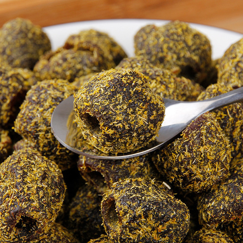 Licorice hollow hawthorn 500g seedless hollow hawthorn dried vanilla preserved fruit dried sweet and sour cored candied snacks