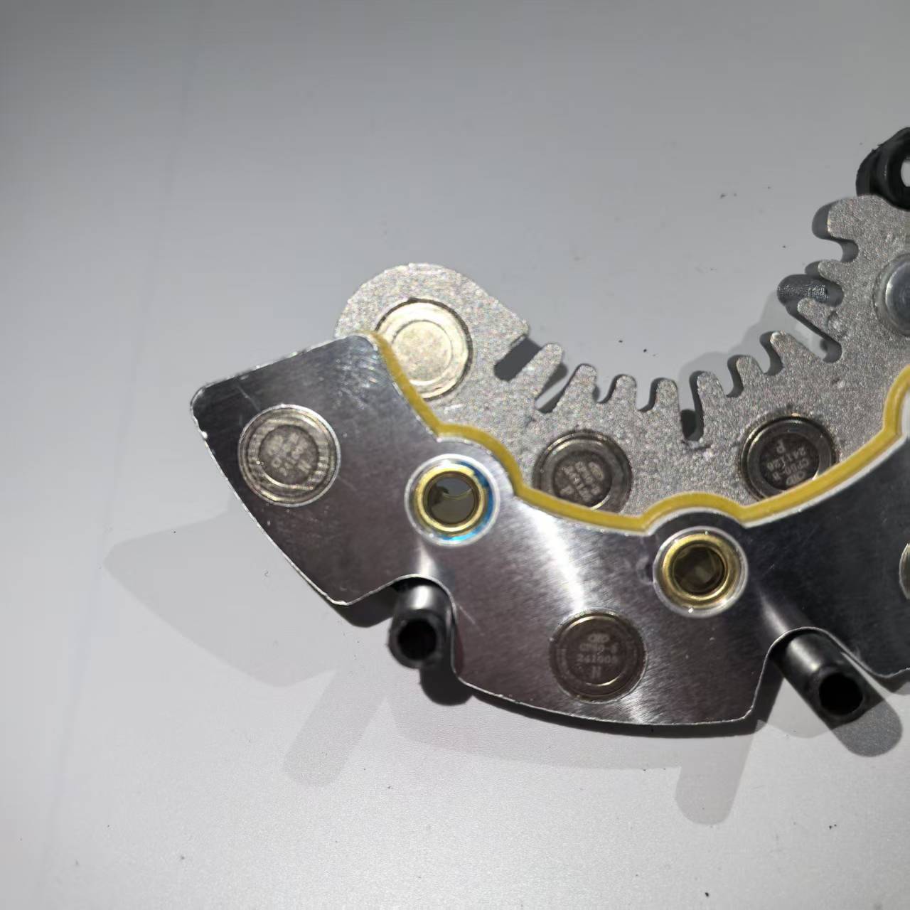 Shuangqiao 2707 Diode Rectifier Bridge Car Generator Rectifier Suitable for Dongfeng Warrior 2707 Tianlong High Efficiency