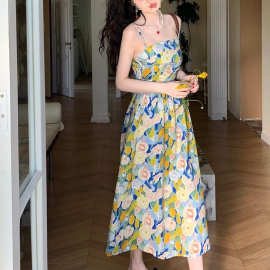 甜美风油画碎花褶皱吊带修身连衣裙女夏季高腰海边度假A字长裙子