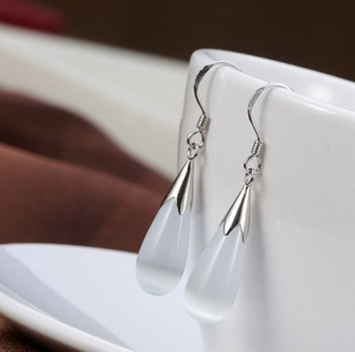 Weihua Fashion Women's Cat's Eye Water Drop Earrings Ear Accessories Personalized Simple Water Drop Shape Super Fairy Princess Versatile Earrings