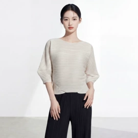 连衣裙;女式T恤;时尚休闲套装