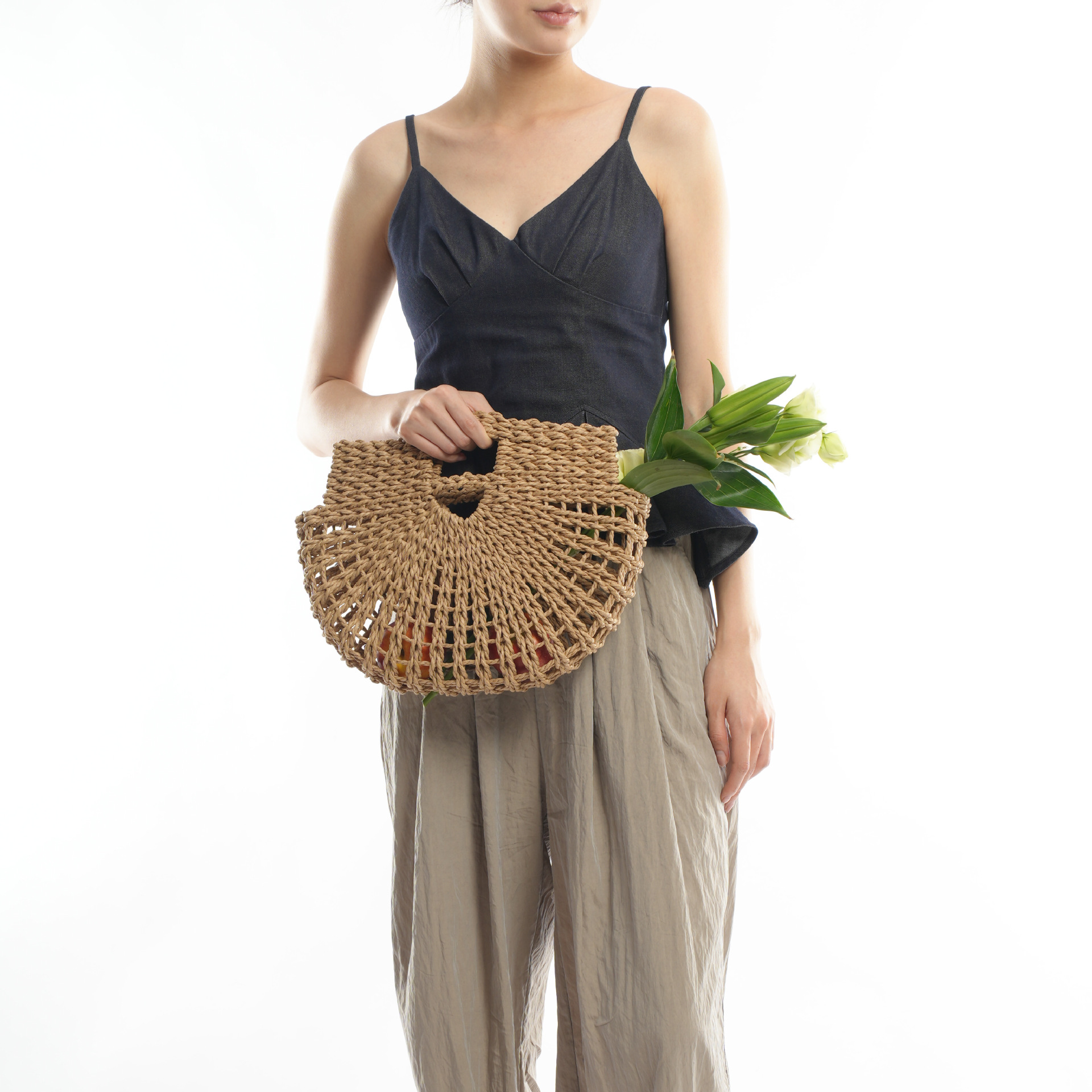 Open Closure Type / Strap Type Women's Medium Paper Solid Color Vacation Straw Oval Open Handbag
