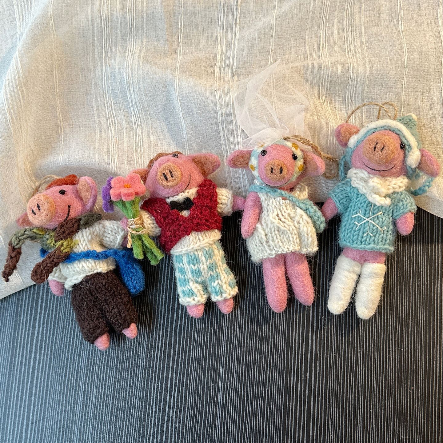 Nepalese Handmade Wool Felt Bag Pendant Cute Pig Doll Little Red Book Same Style Student School Bag Pendant