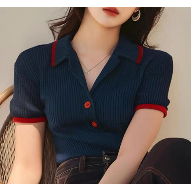 Retro knitted sweater