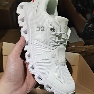 On����Cloud X5����p��W��͸���p���ܲ�Ӗ����Ů��H�\����Ь