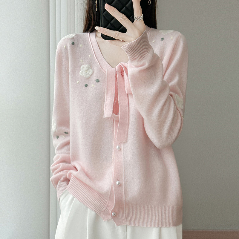 25 Autumn/Winter Fashion New Crochet Bow Ribbon Pure Wool Knitted Cardigan for Women, Soft and Comfortable Top Coat