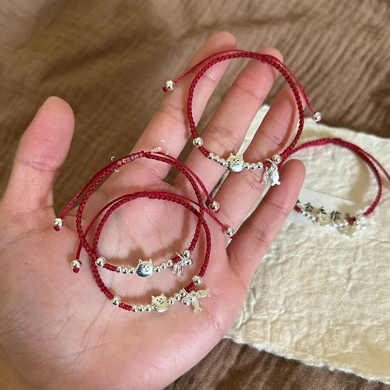 Cute Cat Loves Fish Red Rope Bracelet Women's Hand-woven Adjustable All-match National Style Girlfriend Classmate Gift Cute Cat Loves Fish Red Rope Bracelet Women's Hand-woven Adjustable All-match National Style Girlfriend Classmate Gift