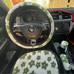 車の短いぬいぐるみのハンドルカバー、3セットの男女のタイプ