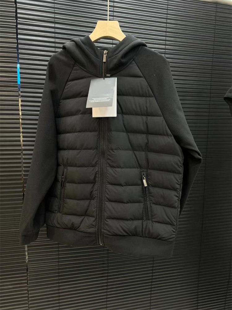 90白鴨パイルはダウンジャケットをつなぎ合わせた男女同タイプのスポーツは軽薄でカジュアルなダウン保温男性コート