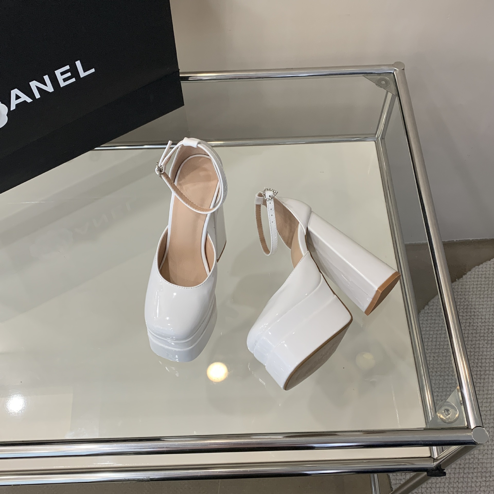 Sandal cao gót nữ mũi vuông quai ngang khóa kim cương gót 14 cm — Màu đen chi tiết 4