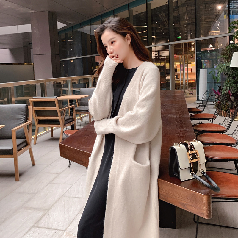 Korean Chic Lazy Style Mid-Length Sweater Women's Outwear 2025 Autumn and Winter New Pure Color V Neck Knitted Cardigan for Women Korean Chic Lazy Style Mid-Length Sweater Women's Outwear 2025 Autumn and Winter New Pure Color V Neck Knitted Cardigan for Women