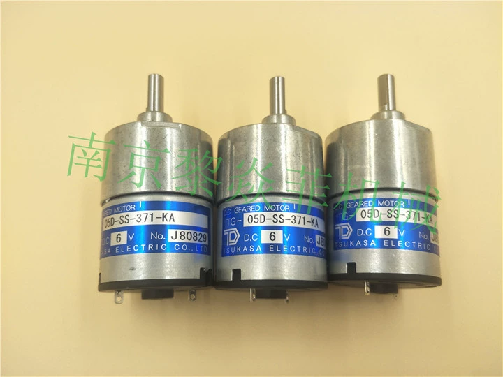 TSUKASA Japan TG-101C-GU-300-KA, 24V вращающийся инцидент TG-47G-AMD-KA