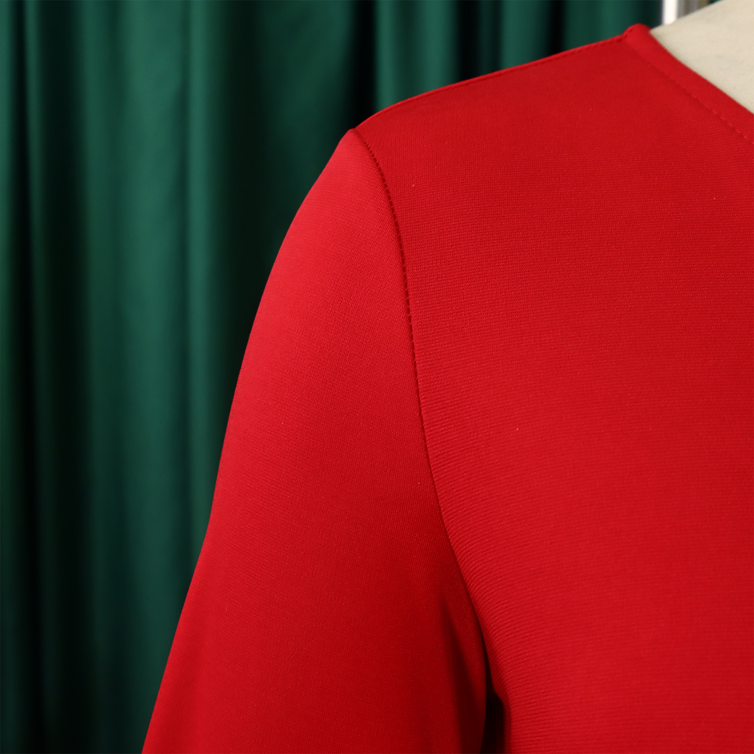 Wholesale Women's Elegant Style Temperament Commuter Belt Solid Color Daily Round Neck Pullovers Half Sleeve A- Line Skirt display picture 19