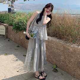 实拍肌理感不规则无袖拼接灰色连衣裙女夏2026新款长裙独特超好看