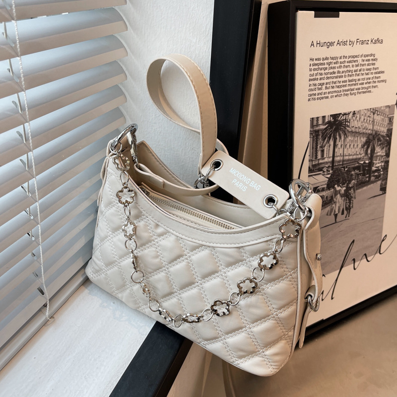 Borsa da donna piccola borsa di design di nicchia Borsa da donna 2023 nuova borsa a tracolla con catena a rombo di fascia alta estiva piccola borsa quadrata esplosiva_voghion.com