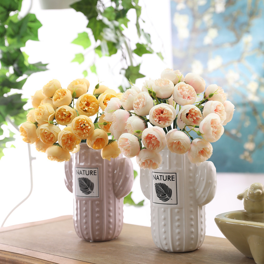 27 tea rose lafite bouquet