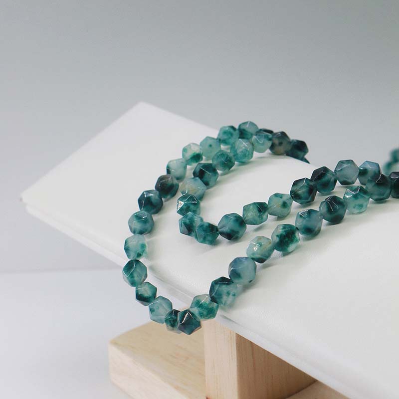 A String Diameter 8mm Natural Stone Chalcedony Irregular Geometric Faceted Jewelry Accessories Beads display picture 16