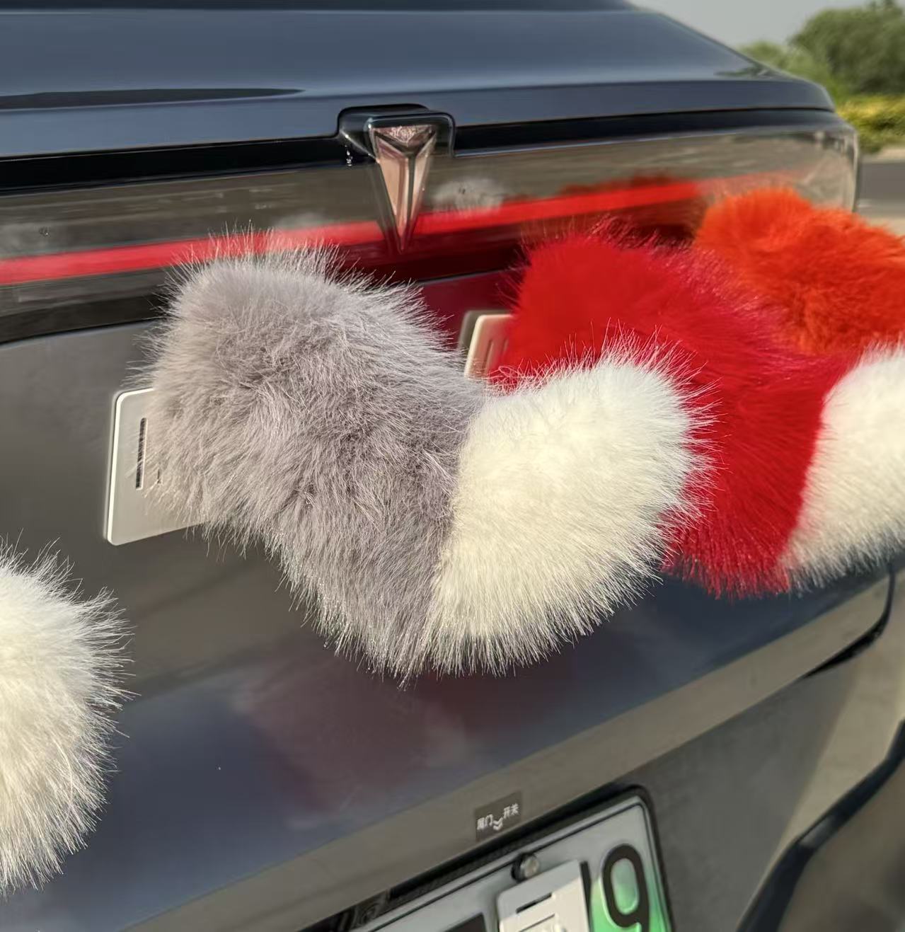 Electric tail car rear decoration, electric vehicle, electric tricycle, electric motorcycle, Q series parking space decoration, sound-controlled plush accessory