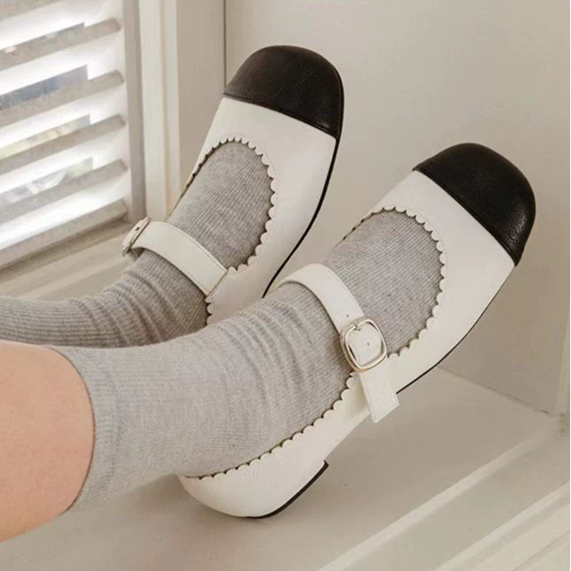 Little Xiangfeng Mary Jen Женские туфли 2024 новый легкий рот с винтажными балетными туфлями