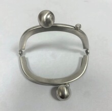 东莞厂家新款不锈钢半圆箱包口架双圈五金铰手袋铰
