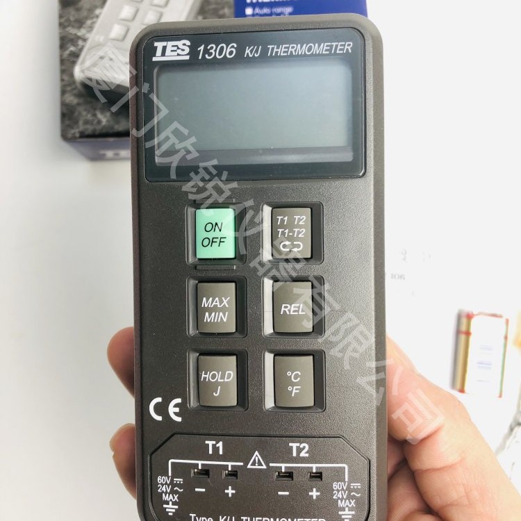 TES1306台湾泰仕数字式双通道温度计K型温度计TES-1306
