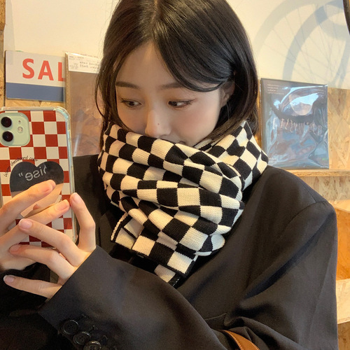  New Internet Celebrity Checkerboard Plaid Scarf Women's Autumn and Winter Student Versatile Warm Knitted Scarf Women's Winter Long Style