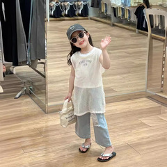 韓國童裝女童套裝2024夏裝字母背心側開叉罩衫兩件套破洞牛仔褲子