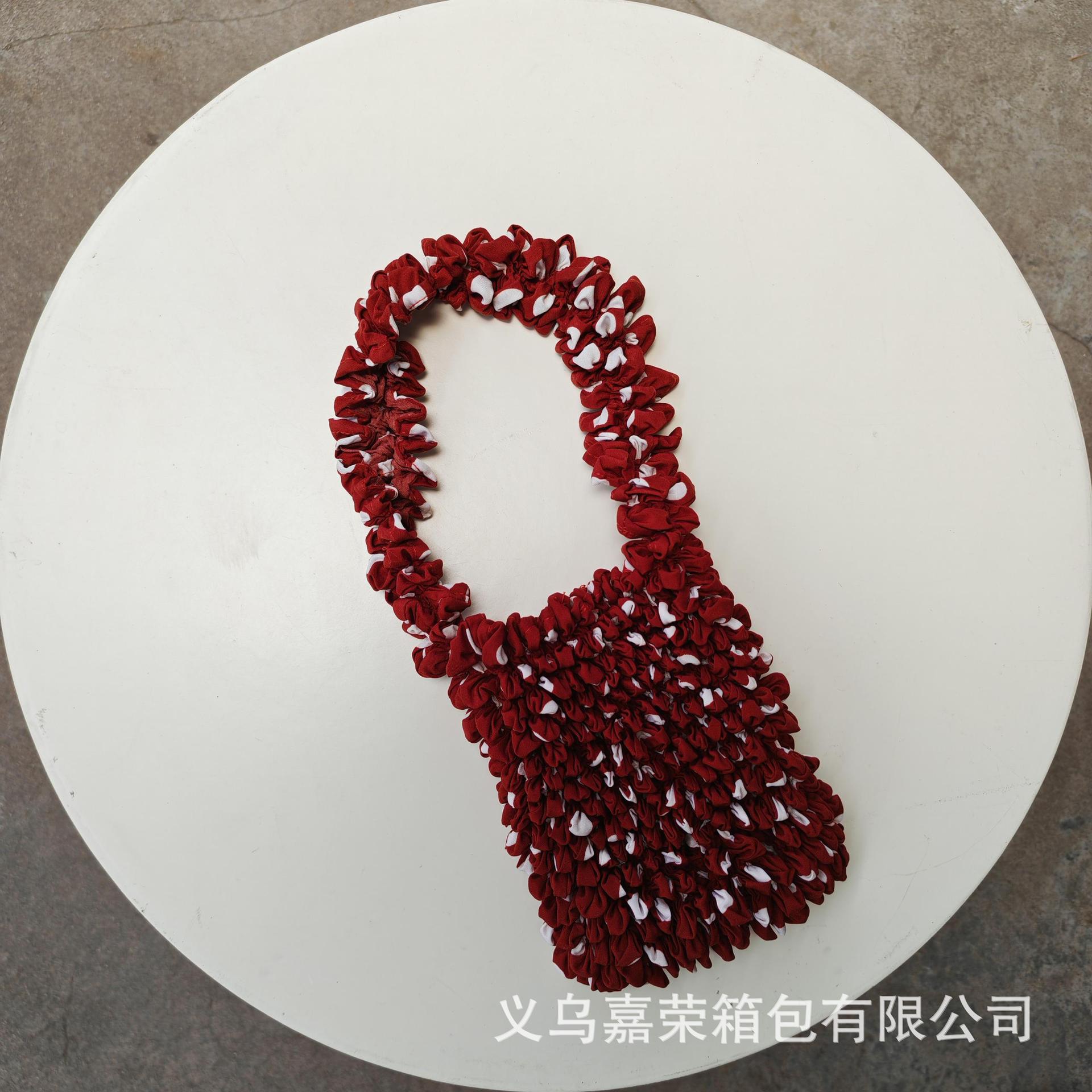 버건디 도트무늬 [크로스백]