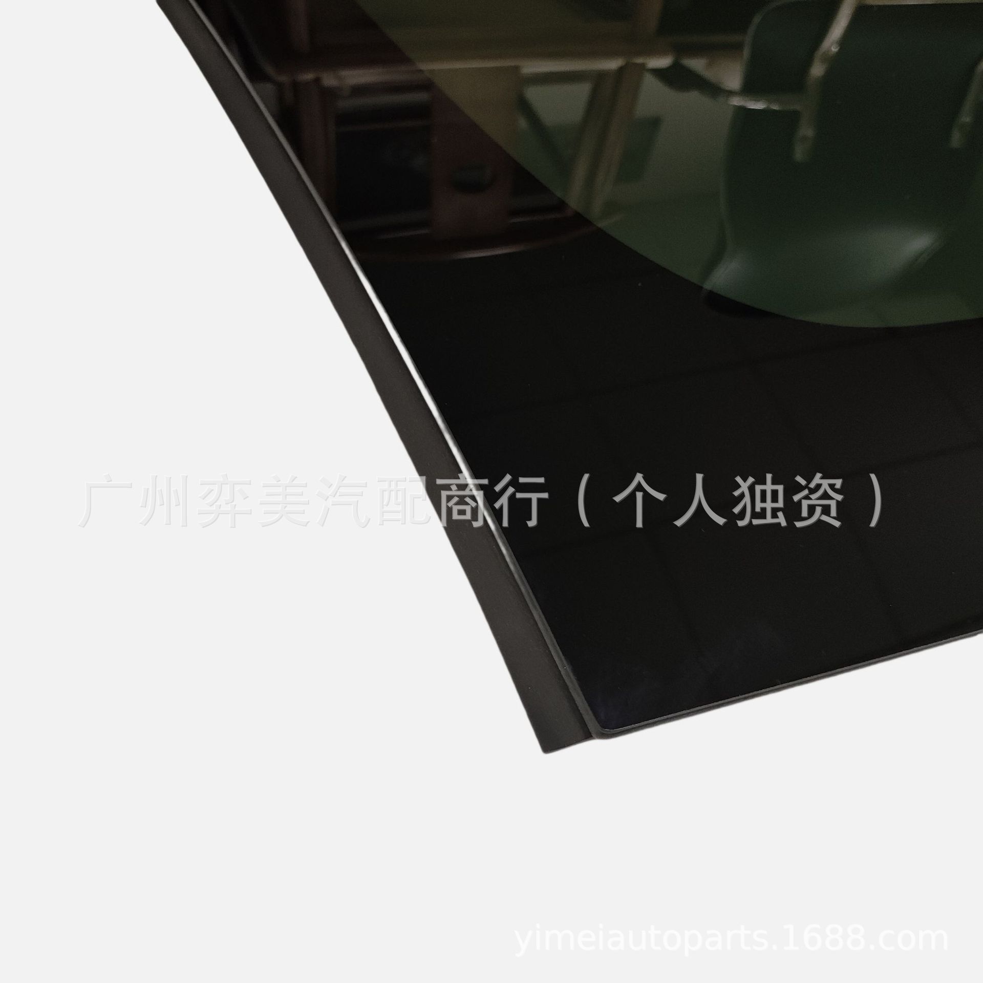 8889344452 Left 8889344486 Right Suitable for Zeekr009 Rear Window Triangular Glass