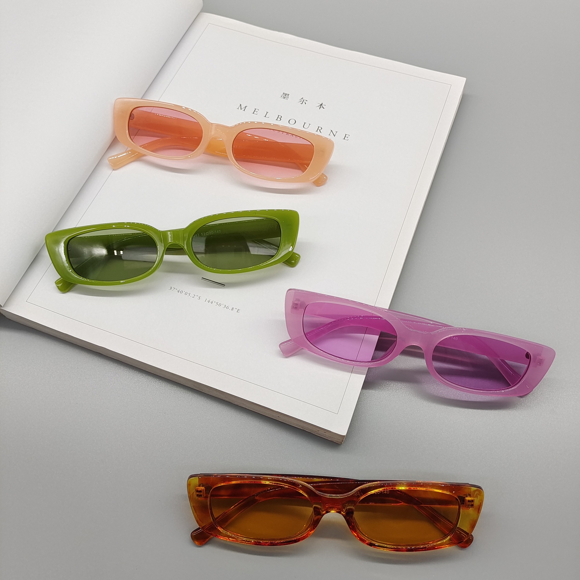 Fashion Geometric Transparent Solid Color Square V-shaped Sunglasses Wholesale display picture 4