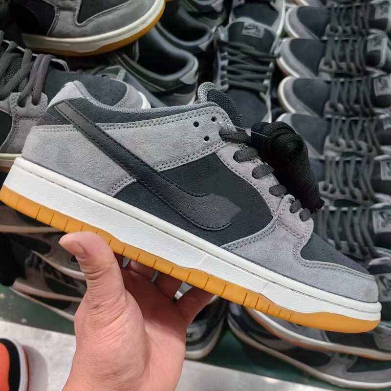 Putian Pure Original Dunk Black and White Panda Design by Katsuhiro Otomo Sb Retro Trendy Shoes Skateboard Casual Unisex Shoes Sports Trendy Shoes