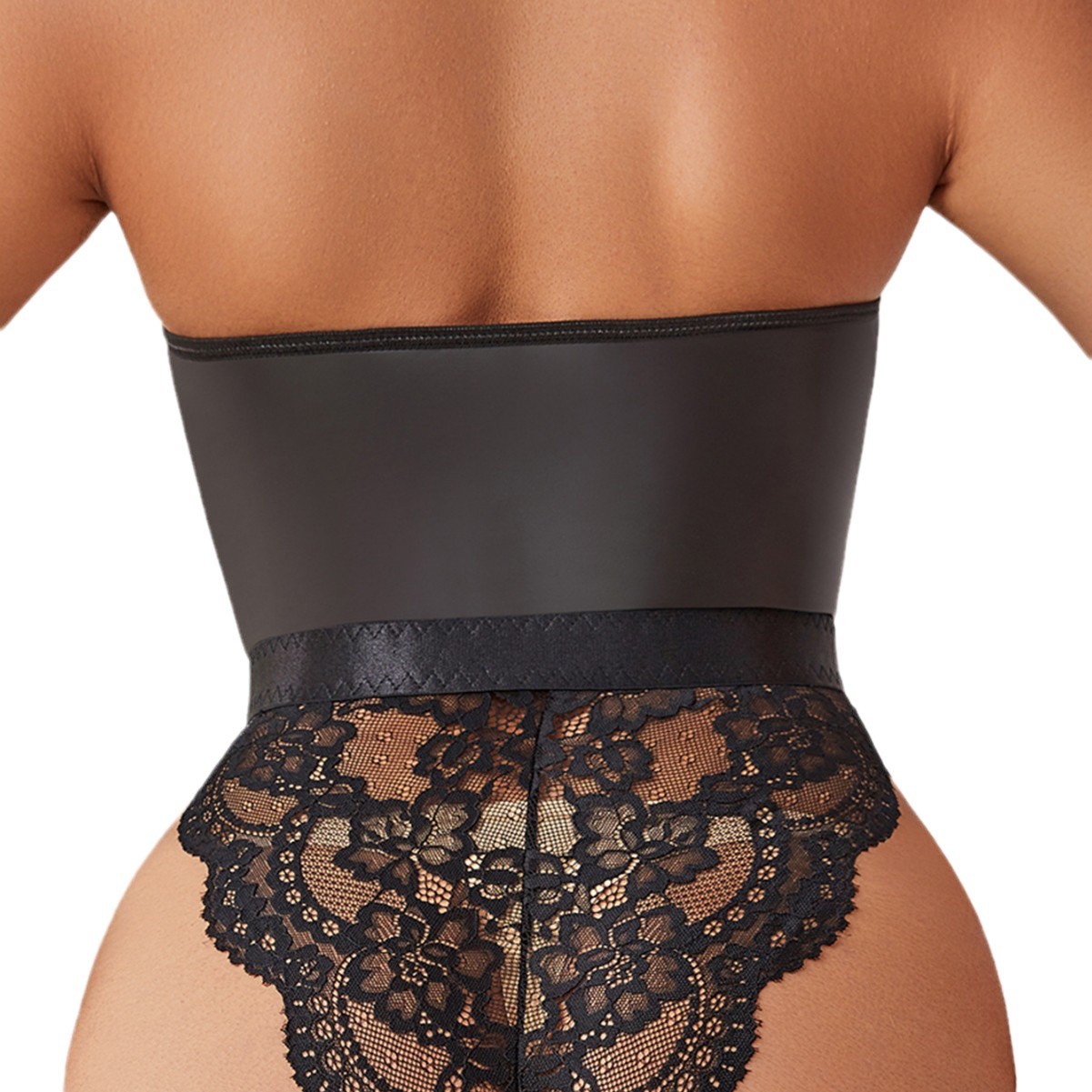 Nuovo sexy set di lingerie con giarrettiera patchwork in pelle verniciata e rete jacquard_voghion.com