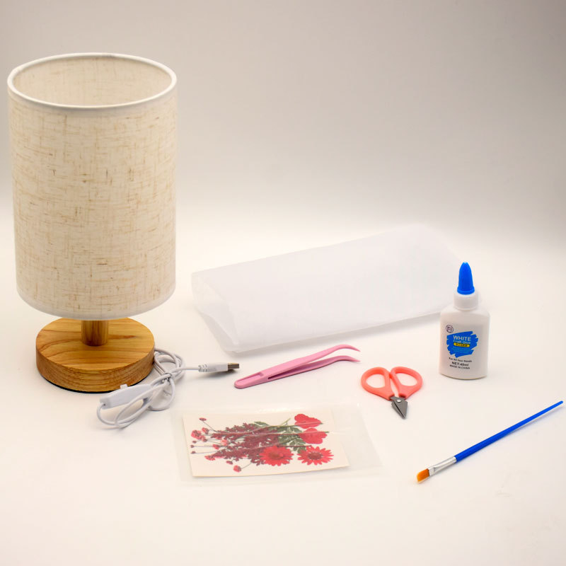 Lámpara de mesa pequeña de madera maciza con flores prensadas, plato pintado a mano DIY, actividades festivas, team building, flores secas y prensadas, USB, lino, estilo cubano