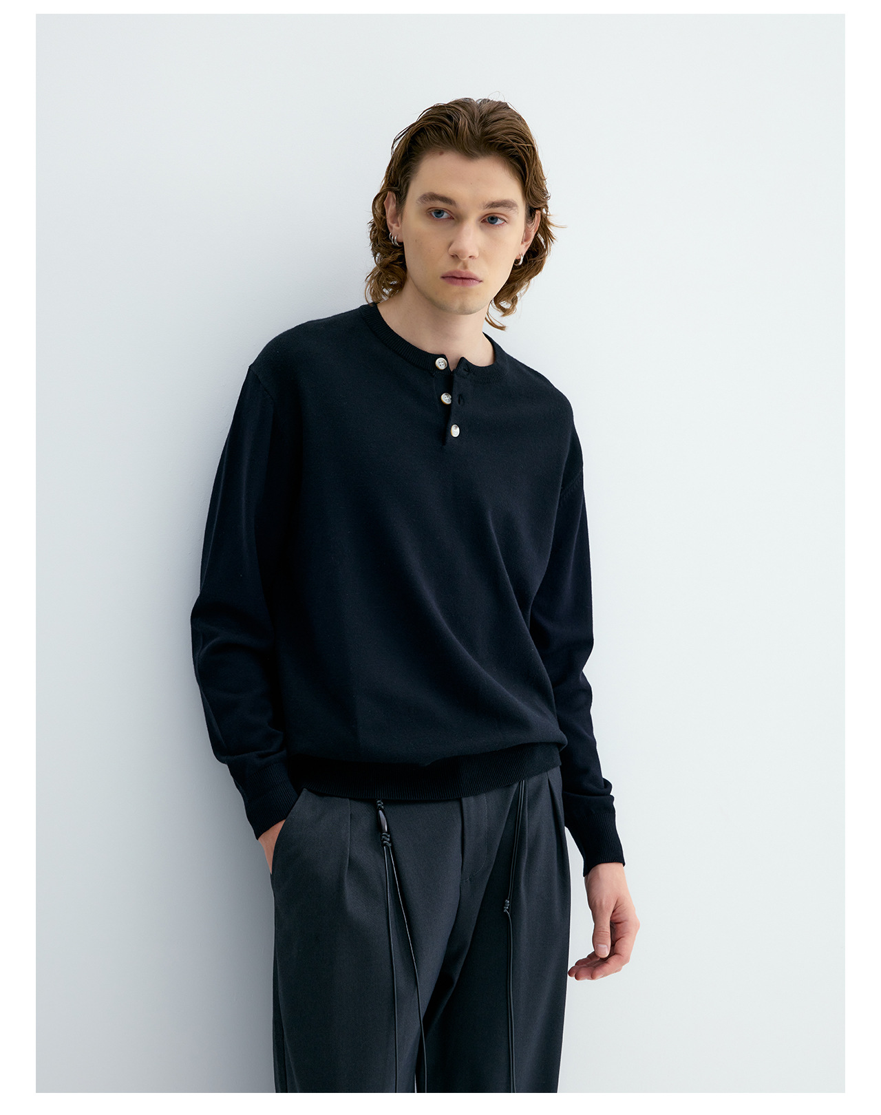 UNF 250g Henley Knit Sweater