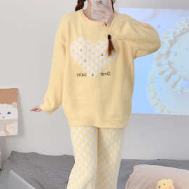 2024年新款软绵绵半边绒待产月子服孕妇睡衣孕产妇产后哺乳套装