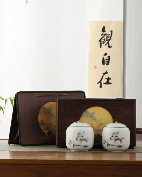 Looking for double jars in the mountains of retro wooden boxes