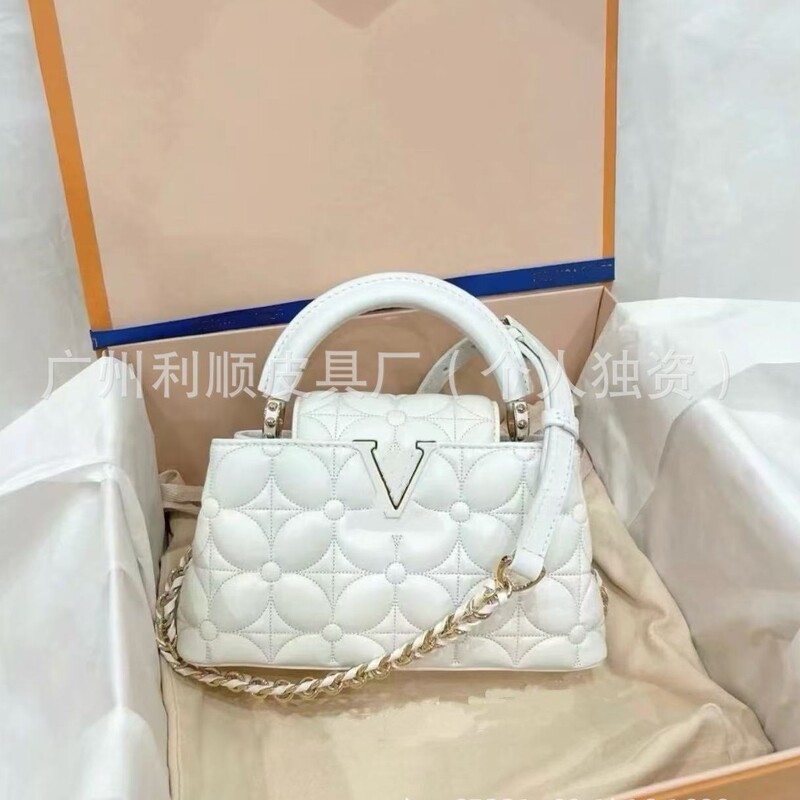 Guangzhou High-Quality Monogram Embroidered Capucines Handbag Genuine Leather Capucines Bb Shoulder Crossbody Quilted
