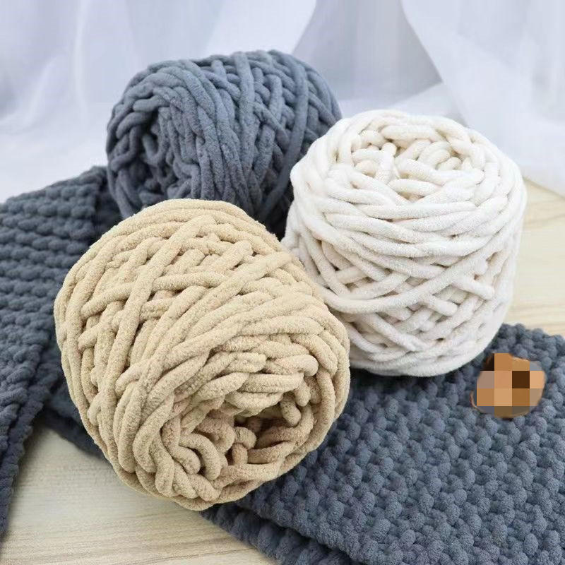 7mm Thick Ice Strip Yarn for Handmade DIY Scarves and Cushions, Thick Ice Strip Yarn Balls for Knitting Scarves, Direct from the Factory